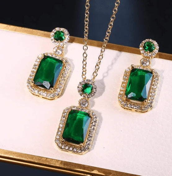 Elegant Royal Gemstone Necklace Set – Luxury Jewelry Gift for Women
